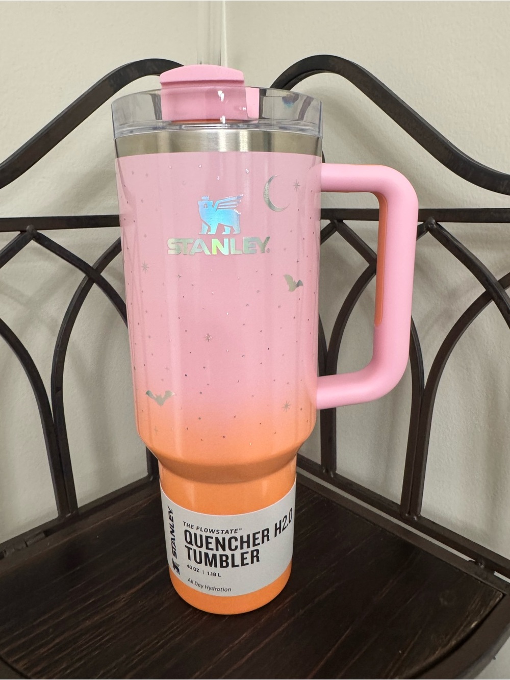 Stanley 40oz Spell cast Pink to Orange Ombre Quencher H2.0 Tumbler with Handle